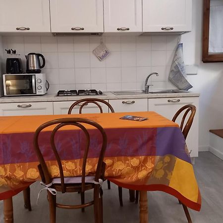 Casa Vacanze "Alcentro" أسيسي المظهر الخارجي الصورة
